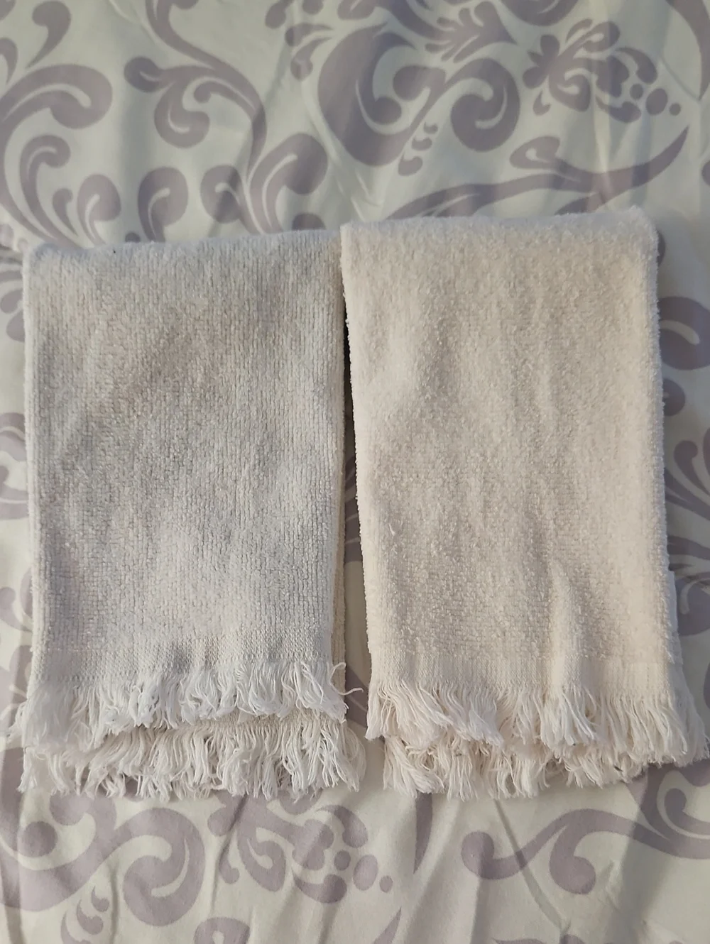 Christmas Towels <2> Finger Tip Sleigh Xmas Tree White Green Gold